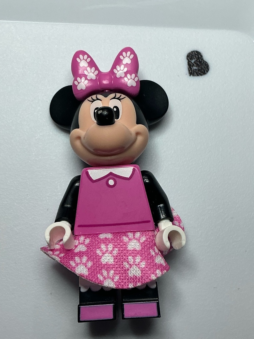 LEGO Minnie Mouse minifigure